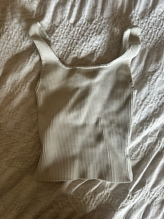 Aritzia Tops - Aritzia Babaton Ribbed Square-Neck Tank - Cream
